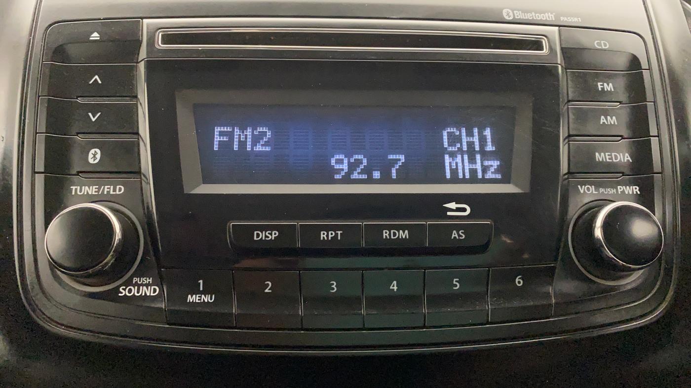 2019 Maruti Swift VXI D, Petrol, Manual, 57,877 km, Infotainment System