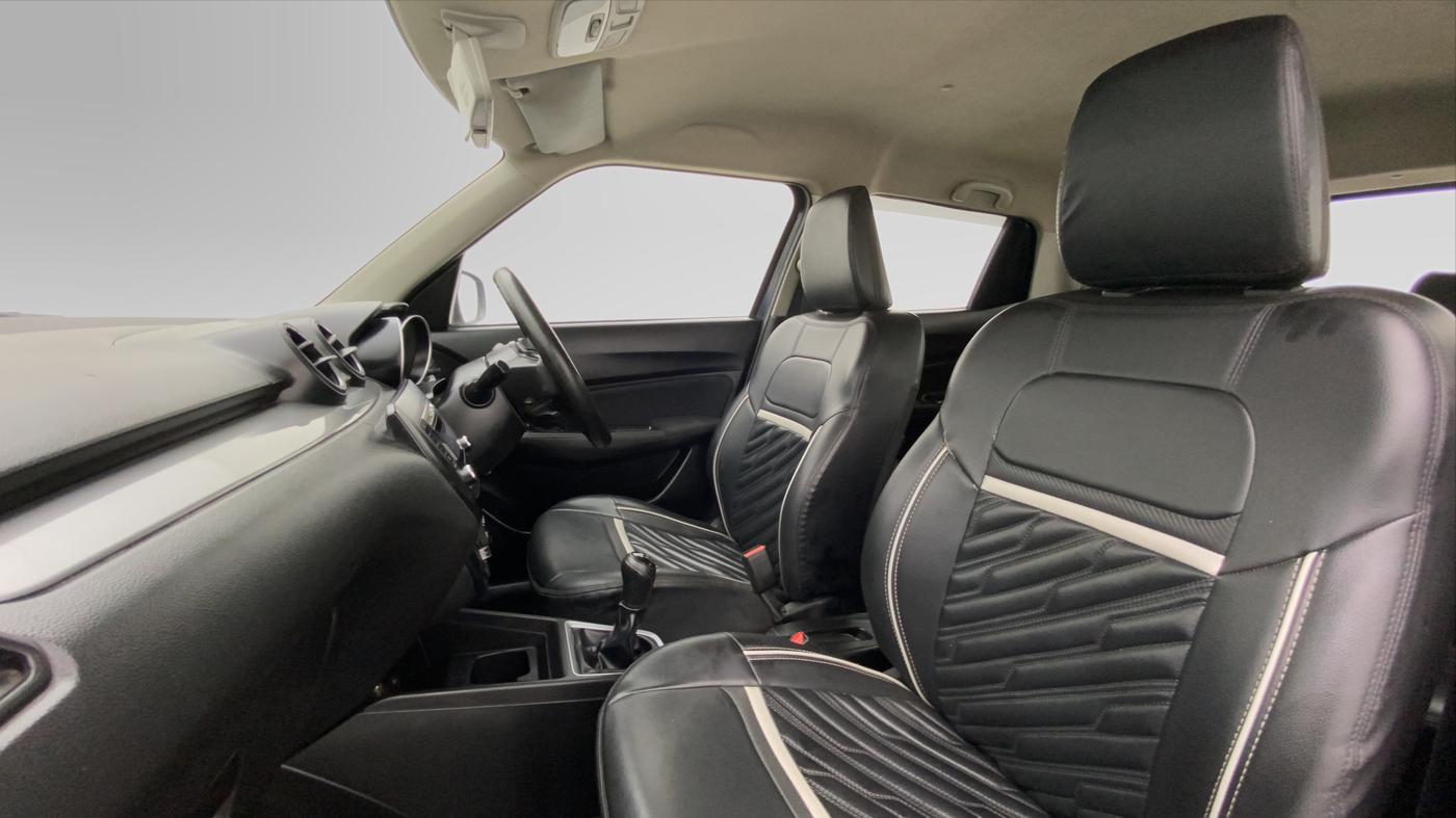 2019 Maruti Swift VXI D, Petrol, Manual, 57,877 km, Right Side Front Door Cabin