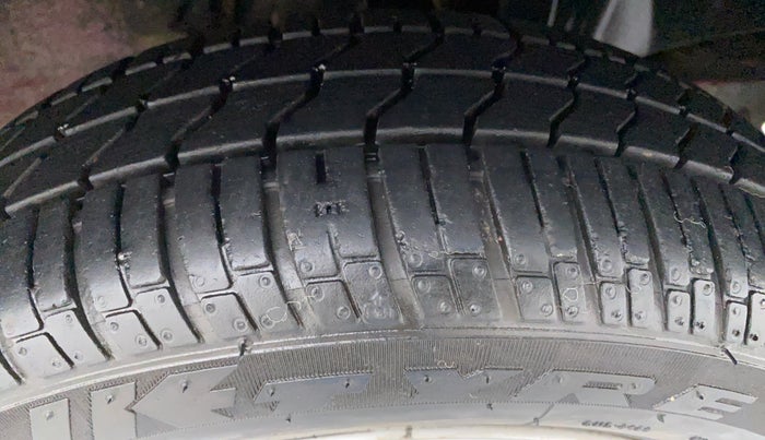 2016 Tata Nano TWIST XTA, Petrol, Automatic, 8,358 km, Right Front Tyre Tread