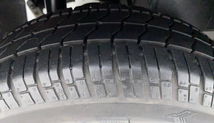 2016 Tata Nano TWIST XTA, Petrol, Automatic, 8,358 km, Right Rear Tyre Tread