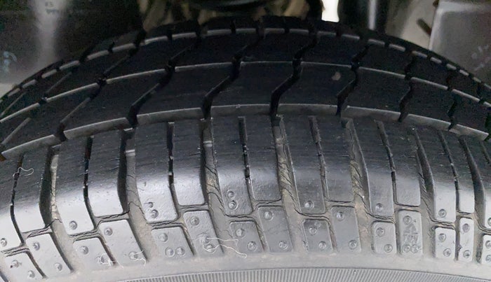 2016 Tata Nano TWIST XTA, Petrol, Automatic, 8,358 km, Left Rear Tyre Tread