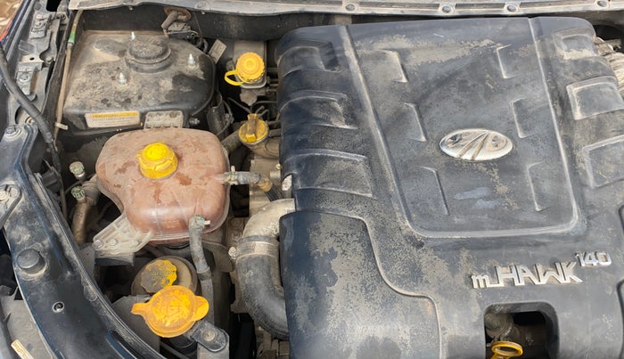 2015 Mahindra XUV500 W6, Diesel, Manual, 1,13,116 km, Engine View - Right