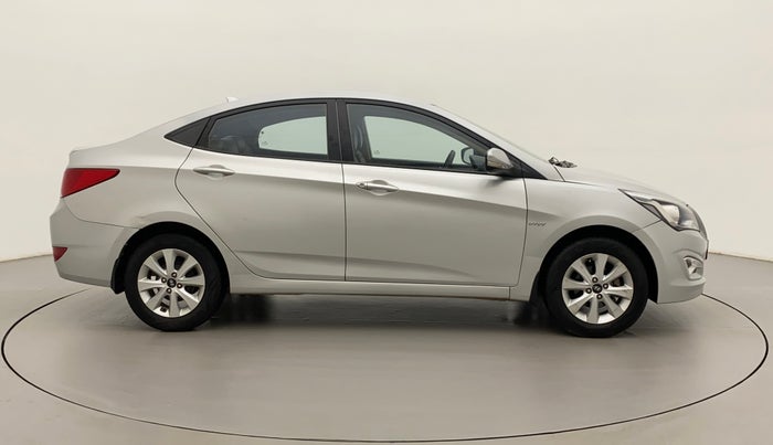 2015 Hyundai Verna FLUIDIC 4S 1.6 VTVT S, Petrol, Manual, 72,498 km, Right Side View