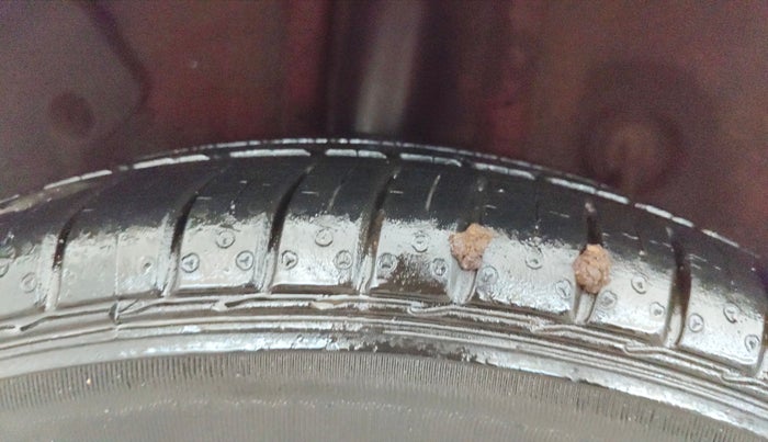 2015 Hyundai Elite i20 SPORTZ 1.2 (O), Petrol, Manual, 76,138 km, Right Rear Tyre Tread