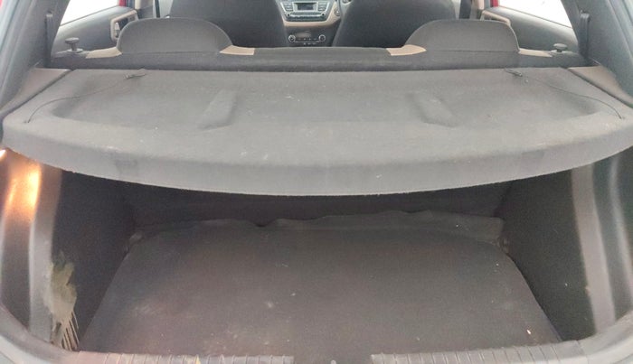 2015 Hyundai Elite i20 SPORTZ 1.2 (O), Petrol, Manual, 76,138 km, Boot Inside