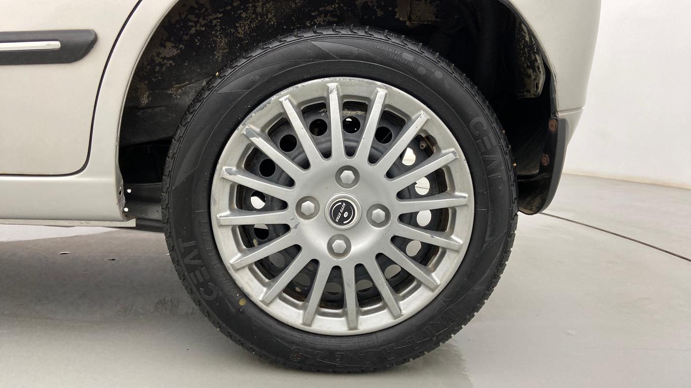2015 Maruti Wagon R 1.0 VXI, Petrol, Manual, 66,445 km, Left Rear Wheel