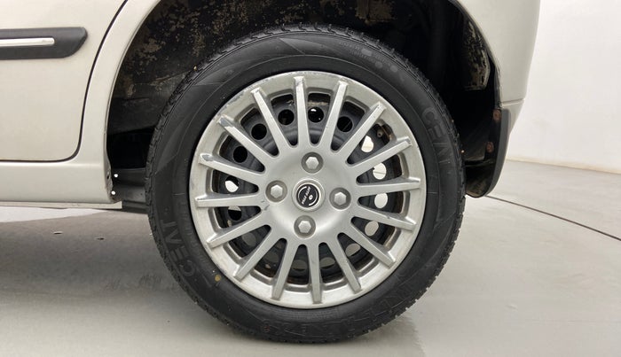 2015 Maruti Wagon R 1.0 VXI, Petrol, Manual, 66,445 km, Left Rear Wheel