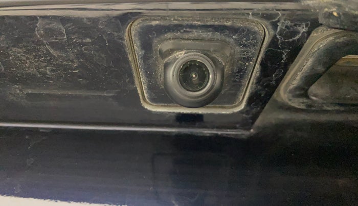 2022 Mahindra XUV700 AX 5 P MT 7 STR, Petrol, Manual, 32,954 km, Parking Camera