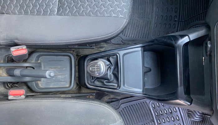 2021 Datsun Redi Go A, Petrol, Manual, 15,283 km, Gear Lever