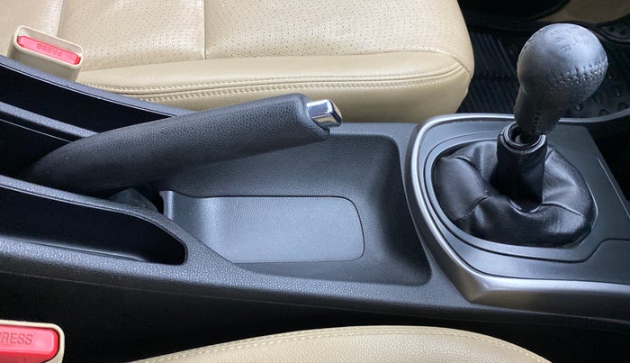 2015 Honda City VX MT PETROL, Petrol, Manual, 47,232 km, Gear Lever