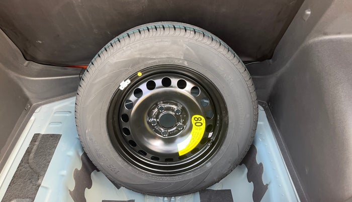 2025 Skoda KUSHAQ  Signature 1.0L TSI MT , Petrol, Manual, 4,742 km, Spare Tyre