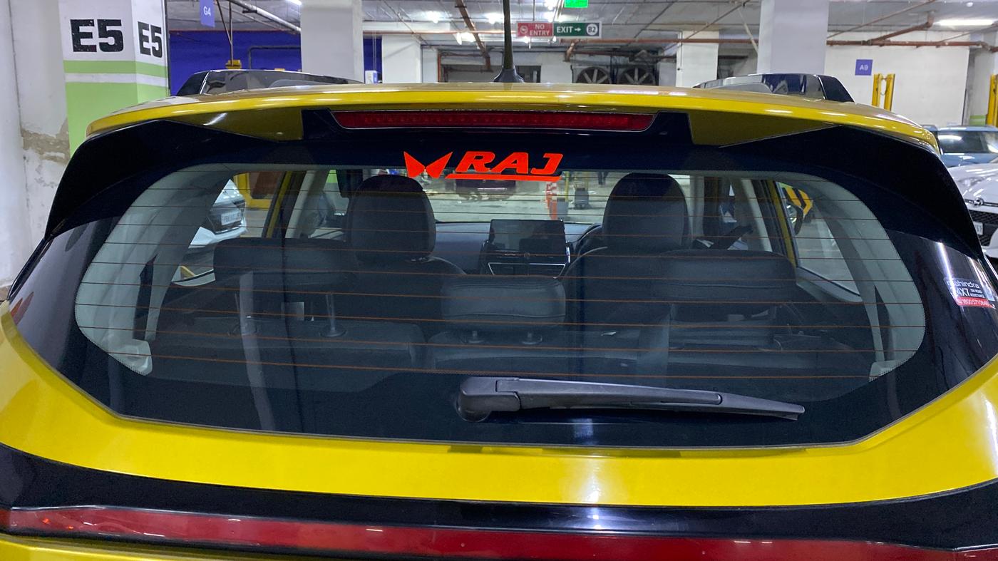 2024 Mahindra XUV 3XO AX5 1.2 L TCMPFi, Petrol, Manual, 31,773 km, Rear Wiper
