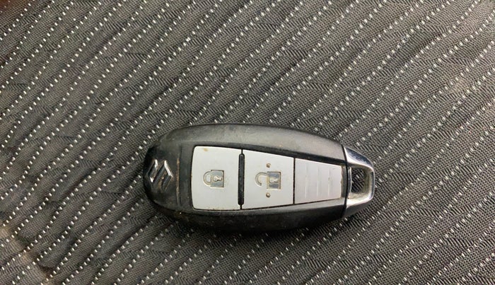 2017 Maruti Baleno ZETA CVT PETROL 1.2, Petrol, Automatic, 97,116 km, Key Close Up