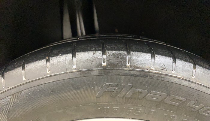 2017 Maruti Baleno ZETA CVT PETROL 1.2, Petrol, Automatic, 97,116 km, Right Rear Tyre Tread