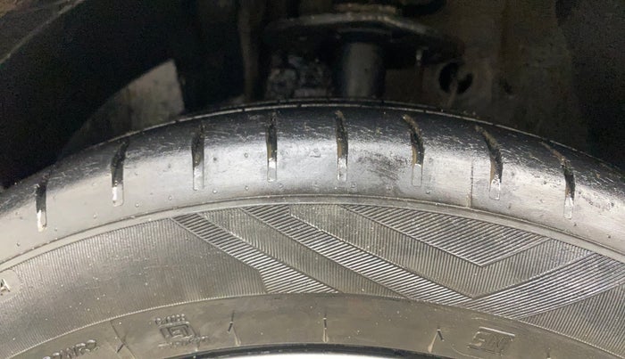 2017 Maruti Baleno ZETA CVT PETROL 1.2, Petrol, Automatic, 97,116 km, Left Front Tyre Tread