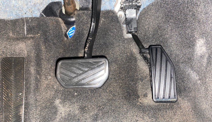 2017 Maruti Baleno ZETA CVT PETROL 1.2, Petrol, Automatic, 97,116 km, Pedals