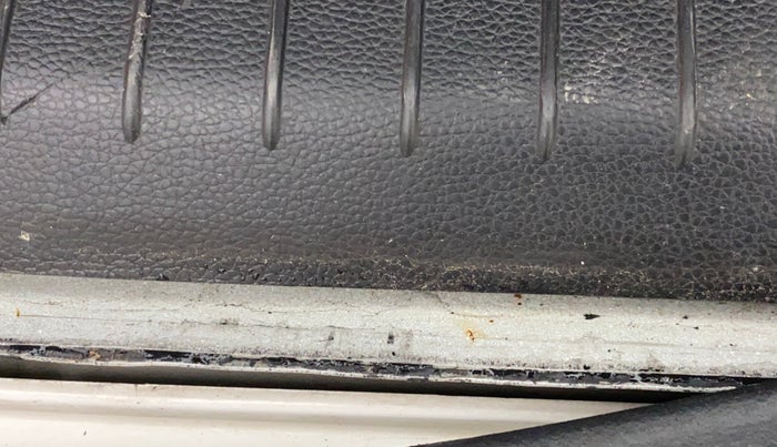 2017 Hyundai i20 Active 1.2 SX, Petrol, Manual, 76,783 km, Dicky (Boot door) - Minor rust Inside Panel
