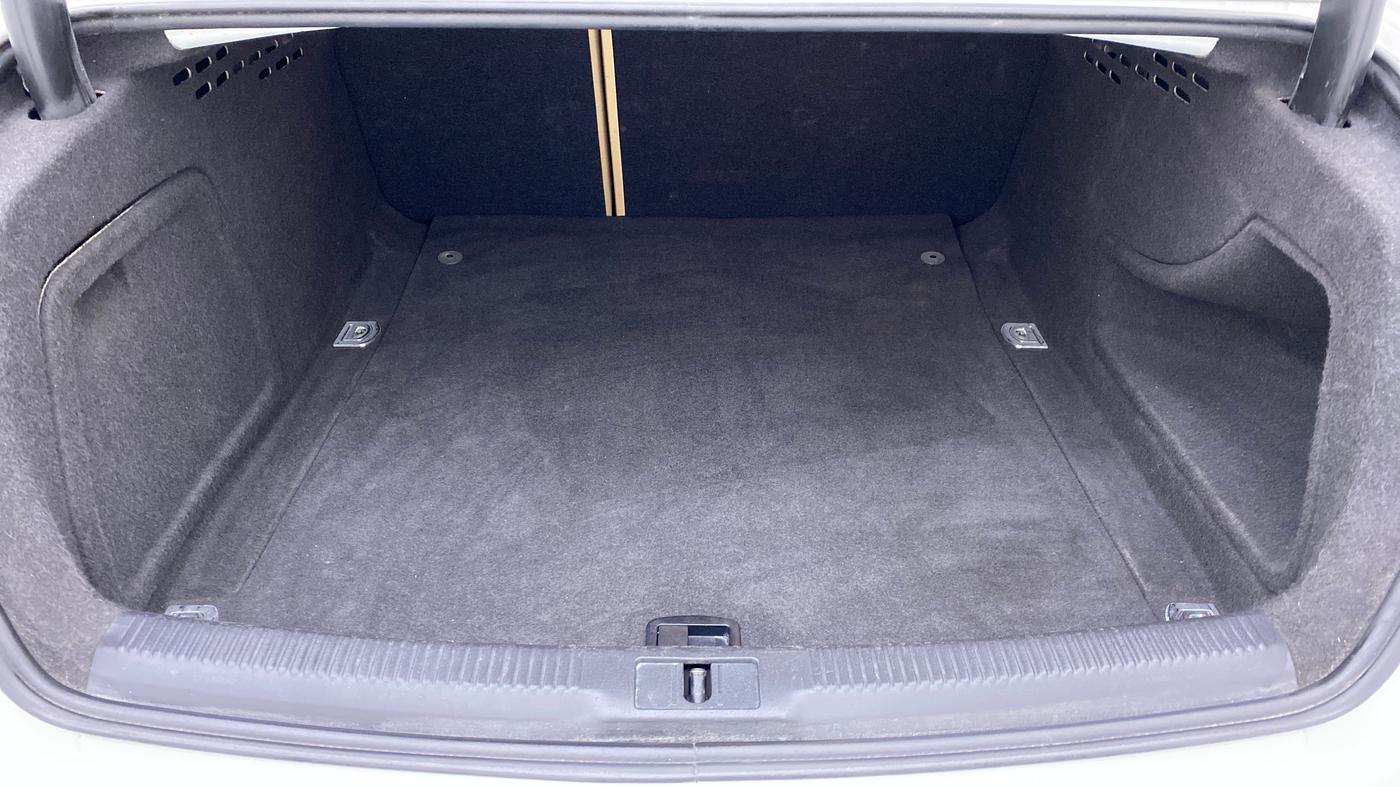 2012 Audi A4 2.0 TDI 142BHP PREMIUM, Diesel, Automatic, 1,01,600 km, Boot Inside
