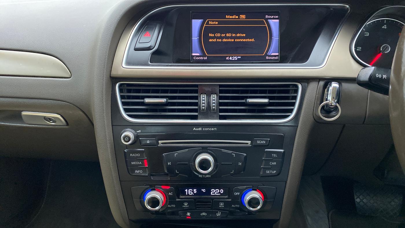 2012 Audi A4 2.0 TDI 142BHP PREMIUM, Diesel, Automatic, 1,01,600 km, Air Conditioner