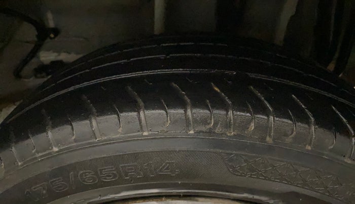 2021 Tata Tiago XM CNG, CNG, Manual, 58,394 km, Left Rear Tyre Tread