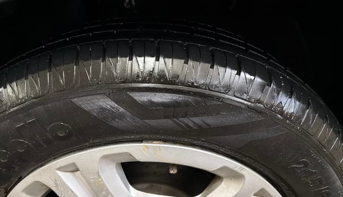 2021 KIA SONET HTK 1.2, Petrol, Manual, 35,662 km, Left Front Tyre Tread