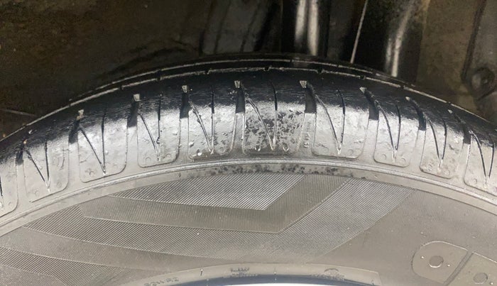 2020 KIA SONET HTX 1.0 IMT, Petrol, Manual, 71,160 km, Left Rear Tyre Tread