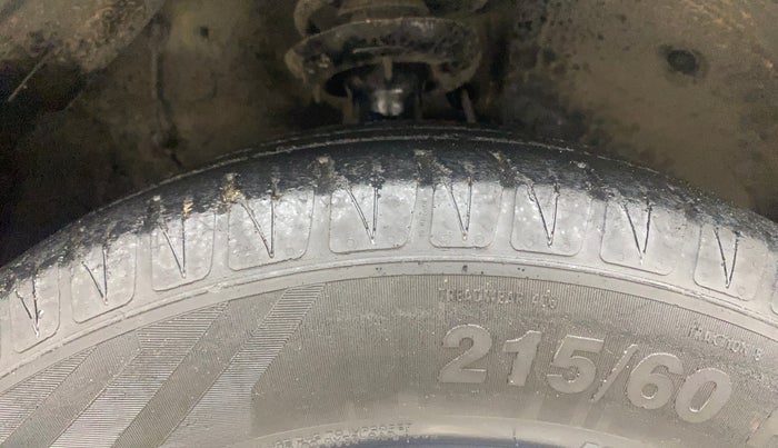 2020 KIA SONET HTX 1.0 IMT, Petrol, Manual, 71,160 km, Right Front Tyre Tread