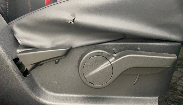 2023 Mahindra Thar LX PETROL HT 4WD AT, Petrol, Automatic, 7,618 km, Driver Side Adjustment Panel