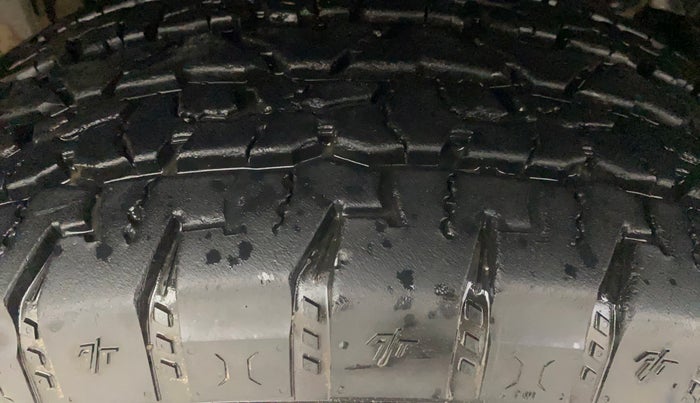 2023 Mahindra Thar LX PETROL HT 4WD AT, Petrol, Automatic, 7,618 km, Right Front Tyre Tread