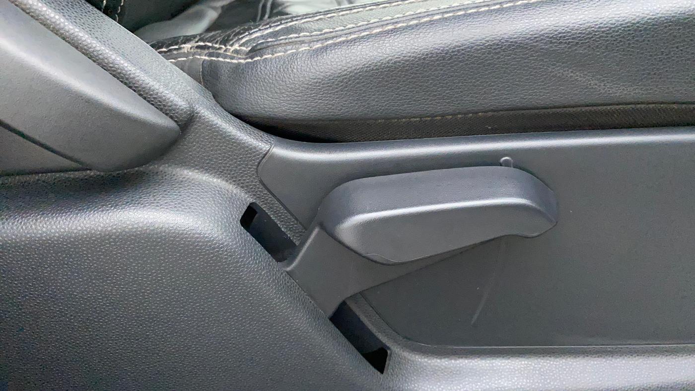 2018 Ford Ecosport TITANIUM + 1.5L DIESEL, Diesel, Manual, 60,748 km, Driver Side Adjustment Panel