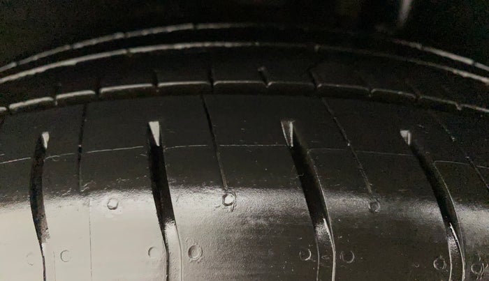 2018 Ford Ecosport TITANIUM + 1.5L DIESEL, Diesel, Manual, 60,748 km, Left Rear Tyre Tread
