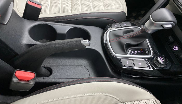 2019 KIA SELTOS GTX + AT PETROL, Petrol, Automatic, 20,453 km, Gear Lever