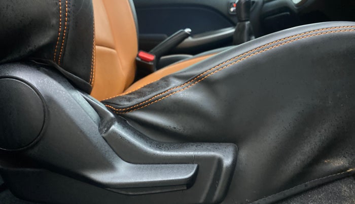 2020 Maruti Baleno DELTA PETROL 1.2, Petrol, Manual, 98,822 km, Driver Side Adjustment Panel