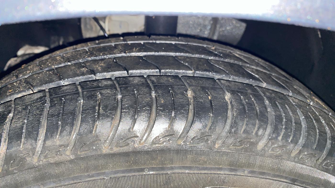 2023 Tata Tiago XTA PETROL, Petrol, Automatic, 25,089 km, Left Front Tyre Tread