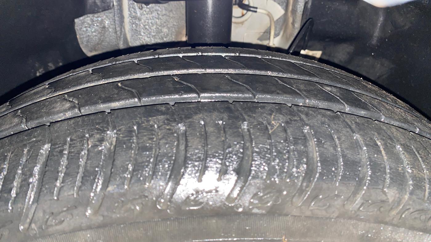 2023 Tata Tiago XTA PETROL, Petrol, Automatic, 25,089 km, Right Front Tyre Tread