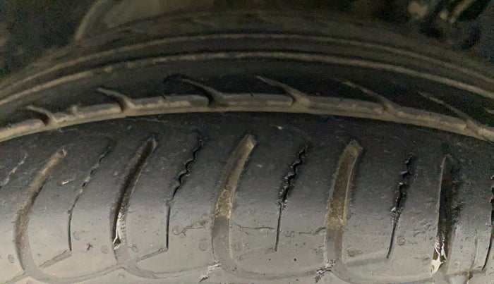 2020 Ford Ecosport TITANIUM 1.5L THUNDER EDTION DIESEL, Diesel, Manual, 71,807 km, Left Front Tyre Tread
