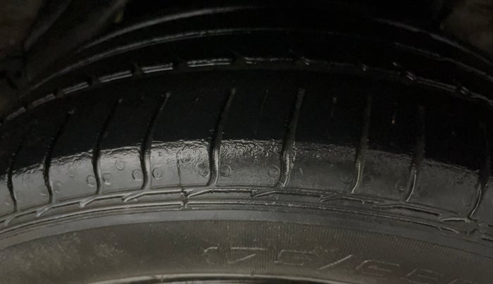 2014 Honda Amaze 1.2L I-VTEC S, Petrol, Manual, 69,253 km, Left Rear Tyre Tread