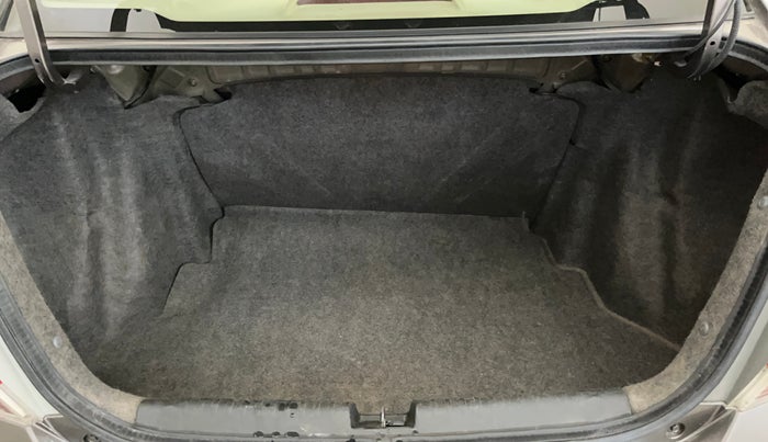 2014 Honda Amaze 1.2L I-VTEC S, Petrol, Manual, 69,253 km, Boot Inside