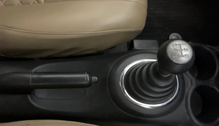 2014 Honda Amaze 1.2L I-VTEC S, Petrol, Manual, 69,253 km, Gear Lever