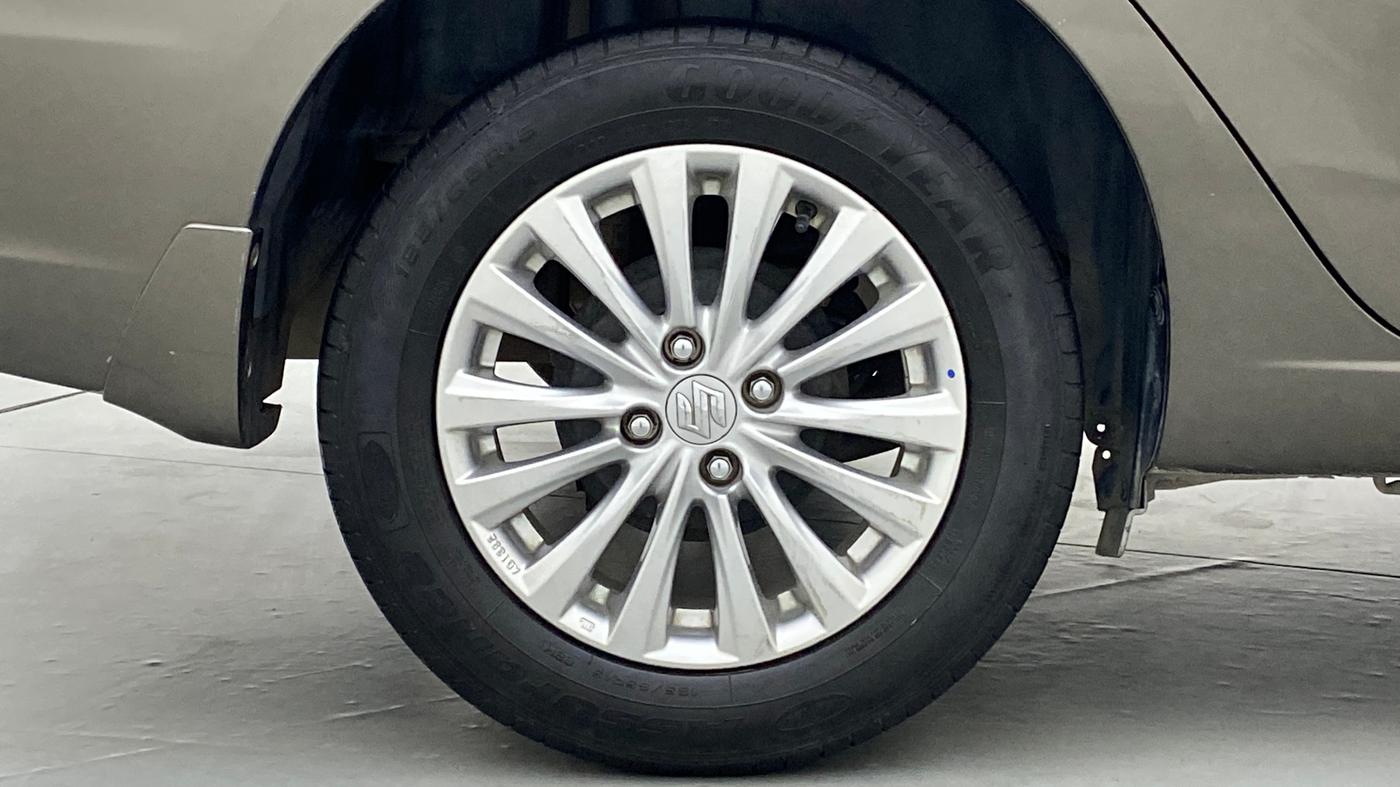 2020 Maruti Ciaz DELTA 1.5 SHVS VVT MT, Petrol, Manual, 44,695 km, Right Rear Wheel