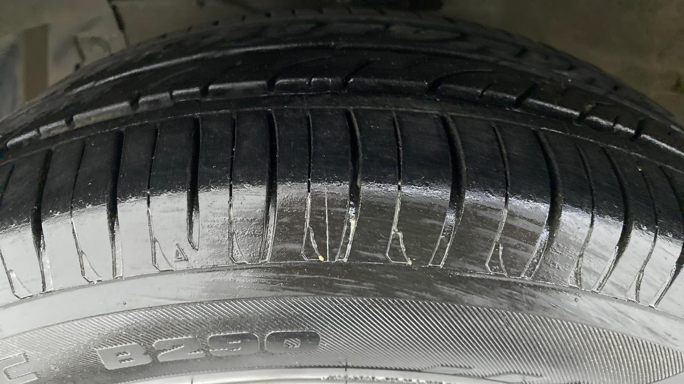 2020 Maruti Ciaz DELTA 1.5 SHVS VVT MT, Petrol, Manual, 44,695 km, Left Front Tyre Tread