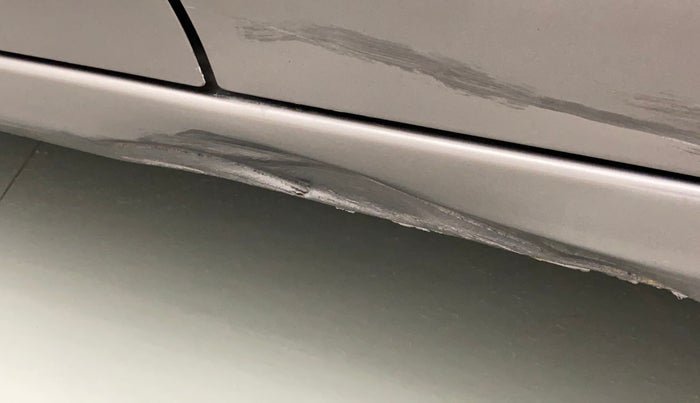 2016 Honda City 1.5L I-VTEC SV CVT, Petrol, Automatic, 1,12,874 km, Left running board - Slightly dented