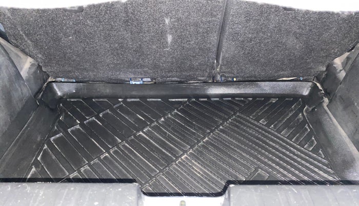 2019 Maruti Baleno DELTA PETROL 1.2, Petrol, Manual, 79,366 km, Boot Inside