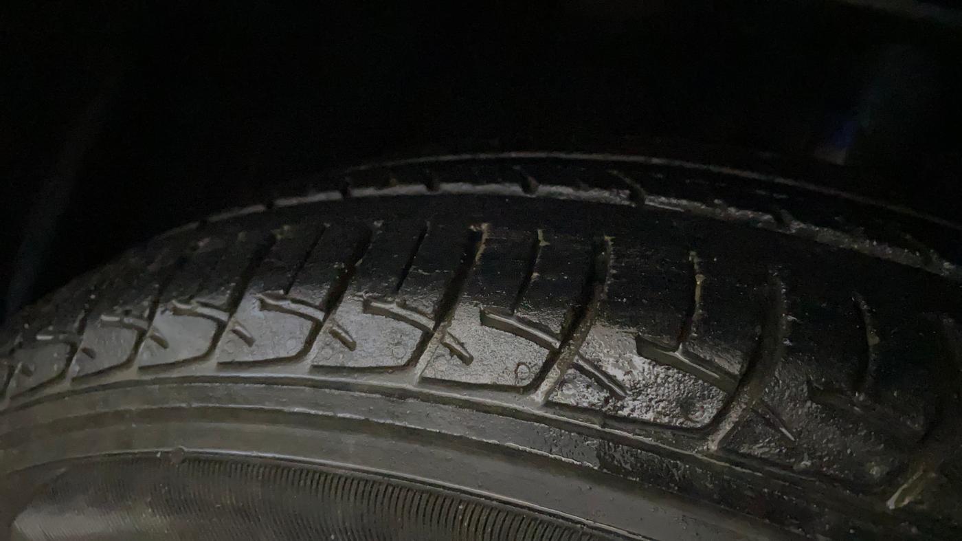 2019 Maruti Baleno DELTA PETROL 1.2, Petrol, Manual, 79,445 km, Right Front Tyre Tread