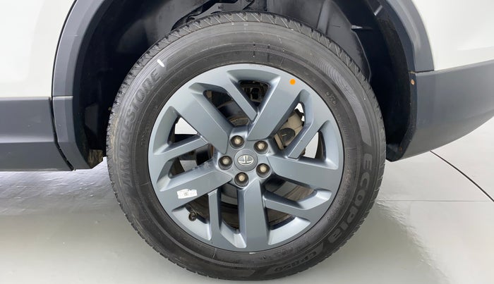 2021 Tata Safari XT+2.0 KRYOTEC, Diesel, Manual, 25,849 km, Left Rear Wheel