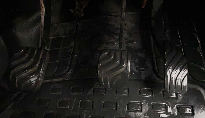 2016 Renault Kwid RXT 0.8, Petrol, Manual, 54,630 km, Pedals