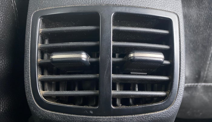 2020 Hyundai NEW I20 MAGNA 1.2 MT, Petrol, Manual, 27,000 km, Rear AC Vents