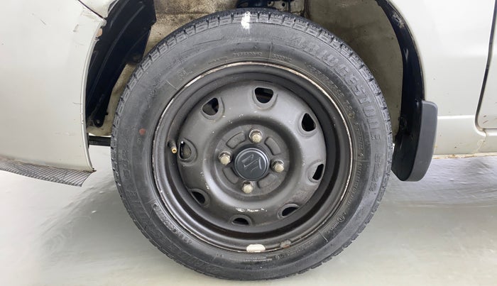 2014 Maruti Alto K10 LXI P, Petrol, Manual, 50,308 km, Left Front Wheel