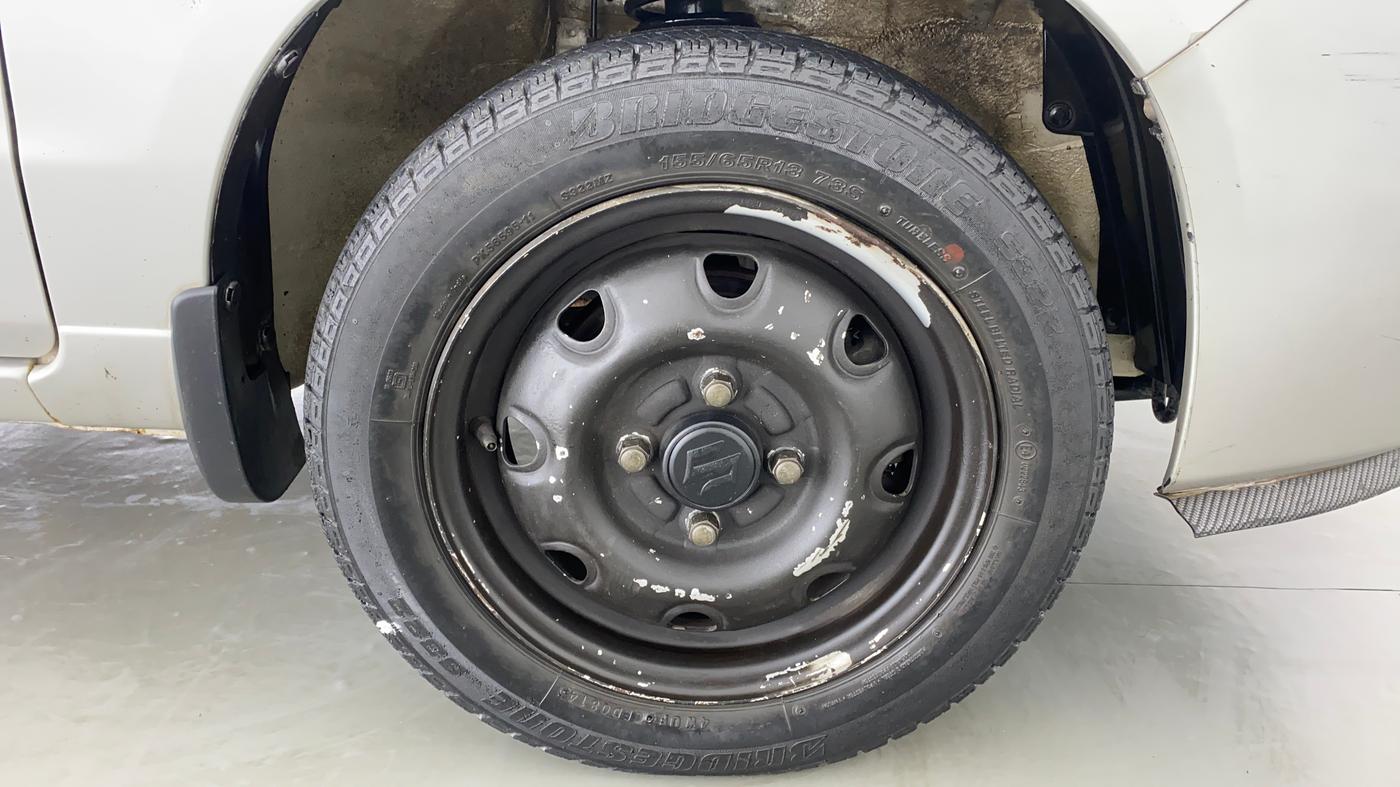 2014 Maruti Alto K10 LXI P, Petrol, Manual, 50,308 km, Right Front Wheel