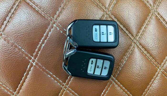 2022 Honda Amaze 1.2L I-VTEC VX, Petrol, Manual, 46,634 km, Key Close Up